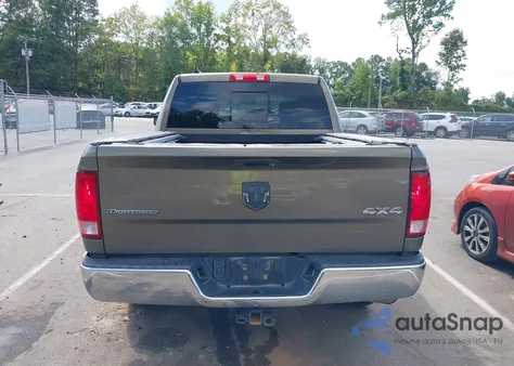 2015 Ram 1500 Outdoorsman z USA, uszkodzony, nr VIN 1C6RR7LT2FS546086